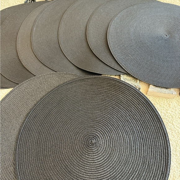 10 Pottery Barn Placemats - Picture 4 of 4